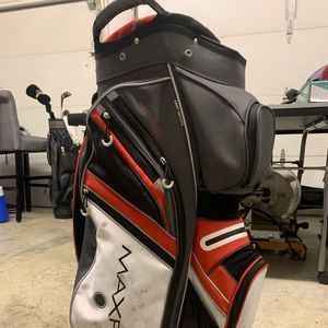 Men’s Golf Bag. 14 divider plus putting well